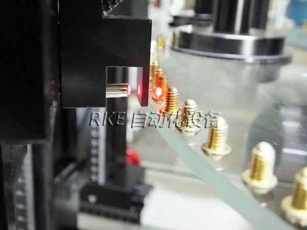 螺丝在线检测 玻璃盘光学影像筛选机检测螺丝 螺丝视觉检测
